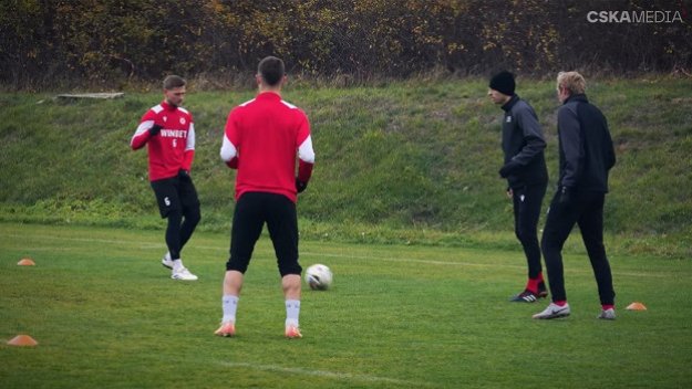Бербатов отново е в ЦСКА + ВИДЕО