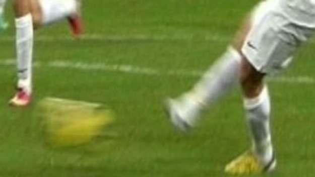 Матри вкара на бос крак