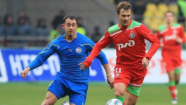 Чаво пак на линия, игра при 1:1 с Ростов