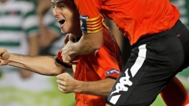 Валенсия съсече Сосиедад в края