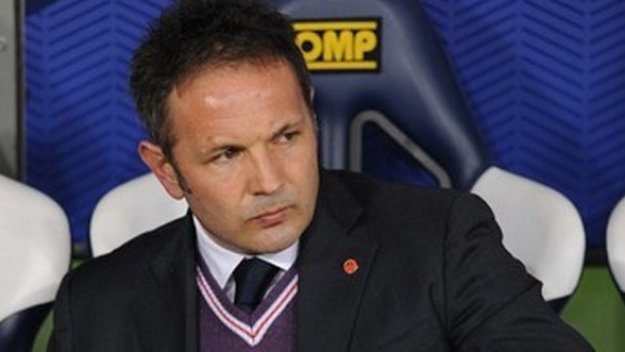 Морати: Михайлович? Не закачам треньори с договори