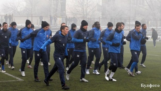 Сините платили 10 бона за разходката до морето