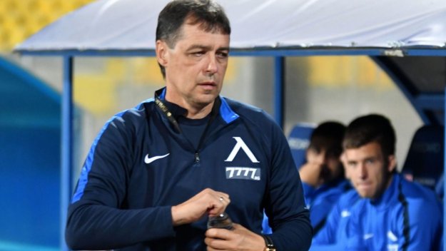 Левски постави две големи цели пред Хубчев