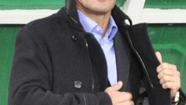 Треньорът на Левски: &quot;Бижутера&quot; е нашият Райън Гигс