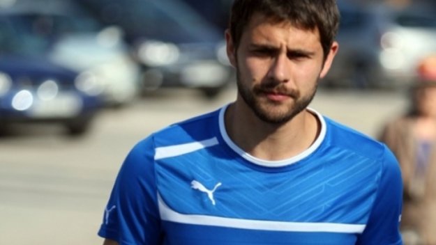 Левски разкарва Генков през лятото