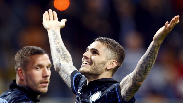 Челси бави новия договор на Икарди