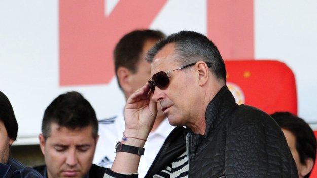 Майкъла: Феновете не могат да определят клубната политика