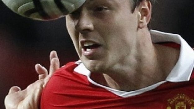 Джони Евънс пропуска старта на новия сезон