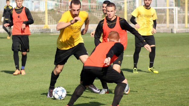 Ботев удари юношите с 3:1