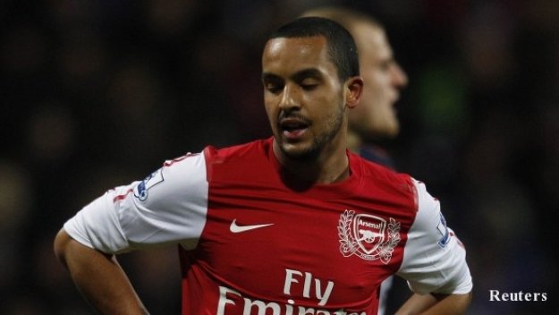 Тио Уолкът преподписва с Арсенал