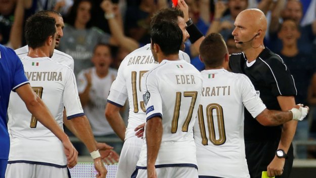 Италия чака жестока глоба от УЕФА