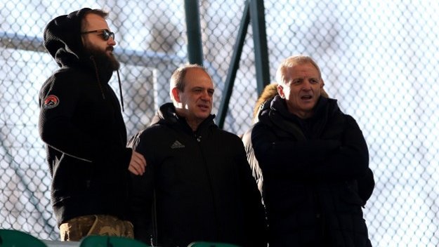 Какво се случва? Приближен на Гриша Ганчев цъфна при ЦСКА