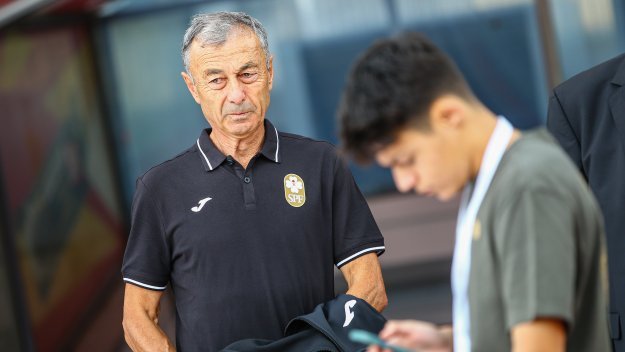 Легенда на ЦСКА критичен: Ще отида на стадиона, когато има какво да видя