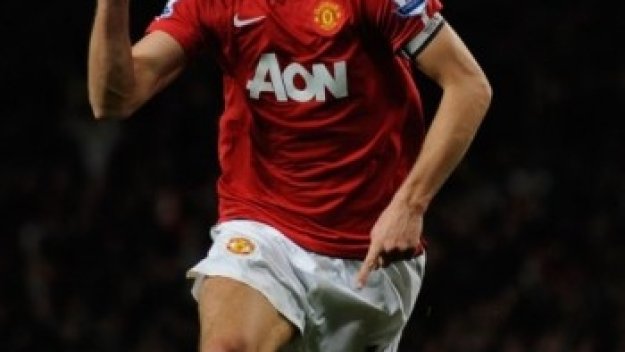 Юнайтед удари Тотнъм с 2:0