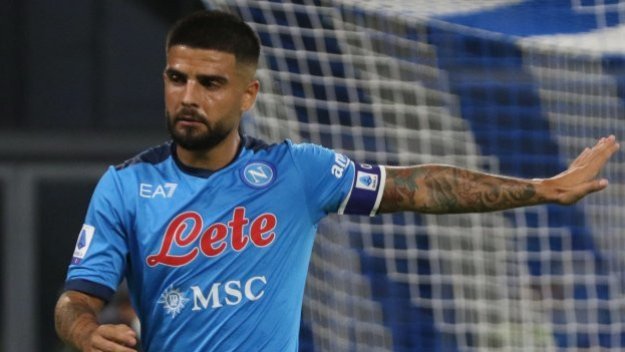 Лоренцо Инсиние се договори да се върне в Серия А