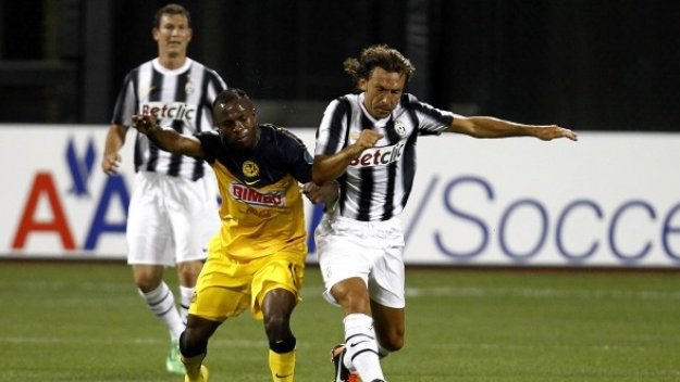 Неубедителният Юве с трудна победа над Чивас + ВИДЕО