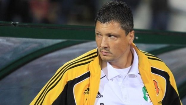 Любо Пенев благодари на Левски за шоуто на стадиона в Ловеч