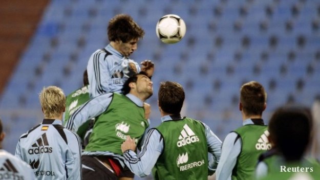 Испанците без нападател в Минск