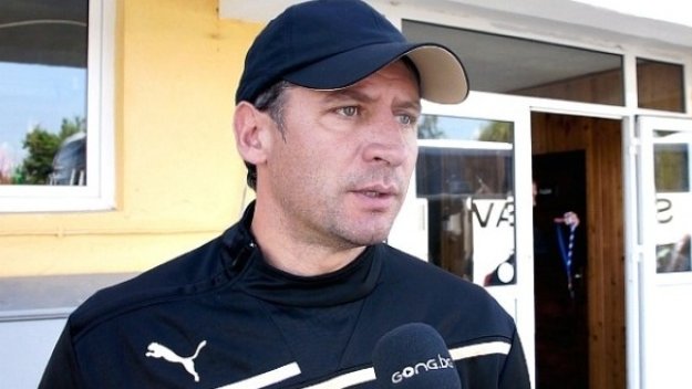 Кушев: Ако играем като второ полувреме, сме в тройката