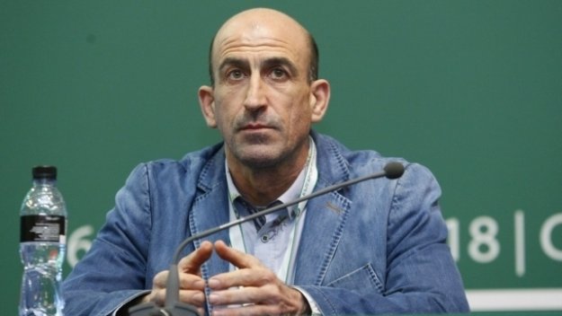 Скандалът с БФС продължава: Данчо Лечков се подписал за избора на Касабов