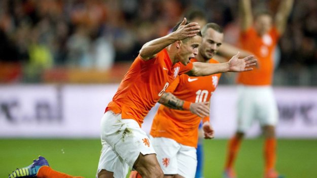 Холандците треперят срещу Казахстан