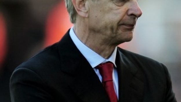 Арсенал отново ще пазарува от Лориен