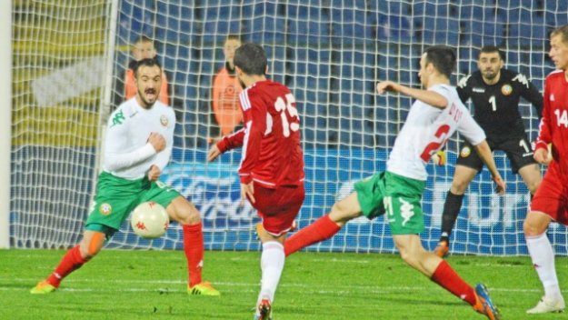 Два "лъва" отпаднаха от състава на Пенев за мача с Канада