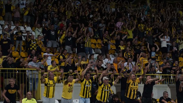 Ботев Пловдив с голям жест към феновете, които ще подкрепят отбора срещу Царско село