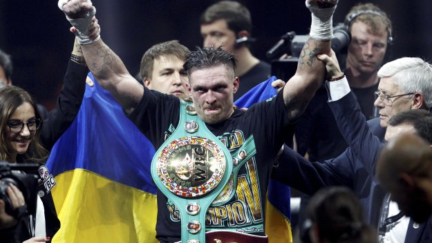Усик с хитър ход преди големия мач с Джошуа