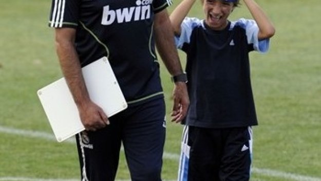 Синът на Моуриньо дебютира в Испания