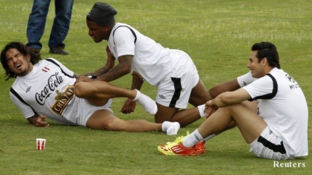 Писаро се &quot;контузил&quot; в самолета, може да пропусне мача с Колумбия