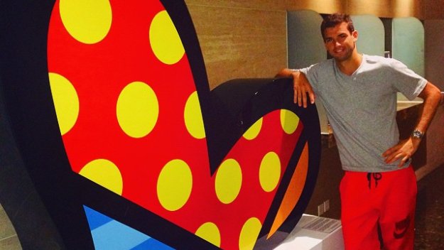 Гришо акостира в Пекин