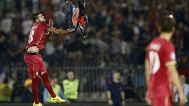 Знамето на "Велика Албания" вдъхнови игра