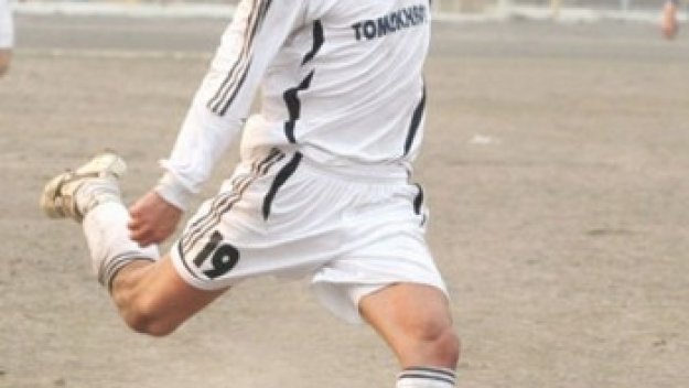 И Борносузов заминава за Израел, става съотборник с Хазуров