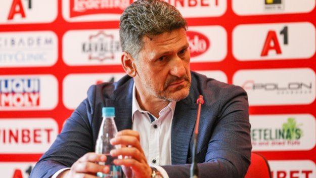 Шеф на ЦСКА обеща победа и облик в Дъблин