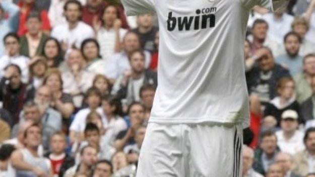 Перес забранява продажбата на Кака