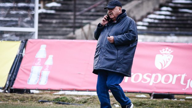 Венци Стефанов отвърна: Левски цял живот е на подаяния от държавата