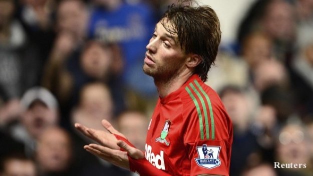 Мичу не губи надежда за Испания