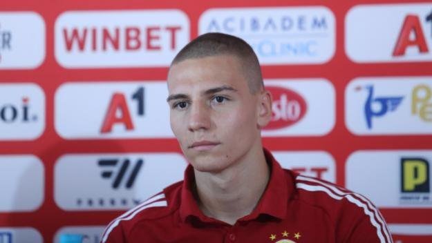 Вальо Антов отново не игра за Болоня при 1:1 със Сасуоло