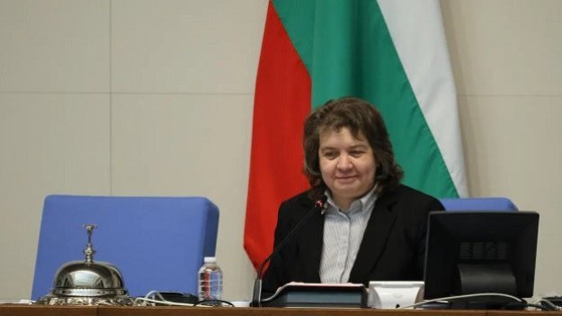 Председателят на Народното събрание поздрави златния Карлос Насар