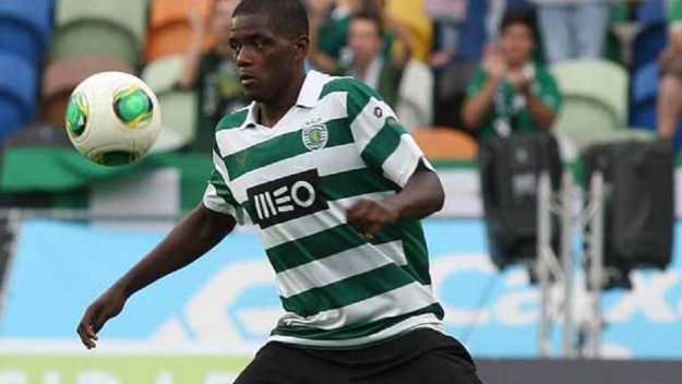 От Юнайтед гледат за 8-и път халф на Спортинг