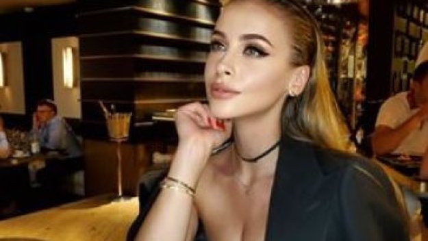 Тази ли е новата на Гришо? + СНИМКИ