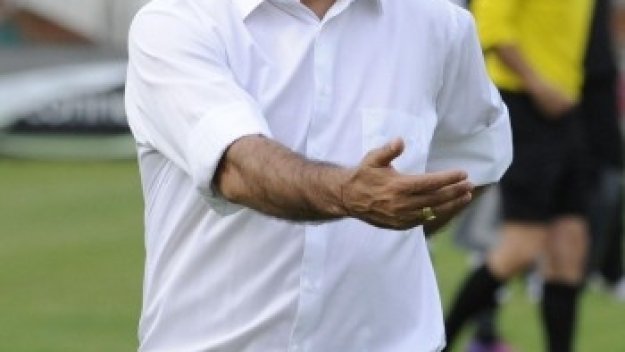 Стоичков избухна: Мършляци! Оня с перуката е боклук, ще го пребия!