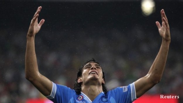 Челси вади 35 милиона паунда за Единсон Кавани