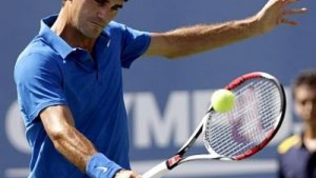 Жустин Енен и Роджър Федерер с лесни победи на старта на US Open