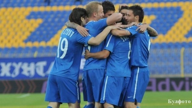 Левски ще атакува титлата с бразилци