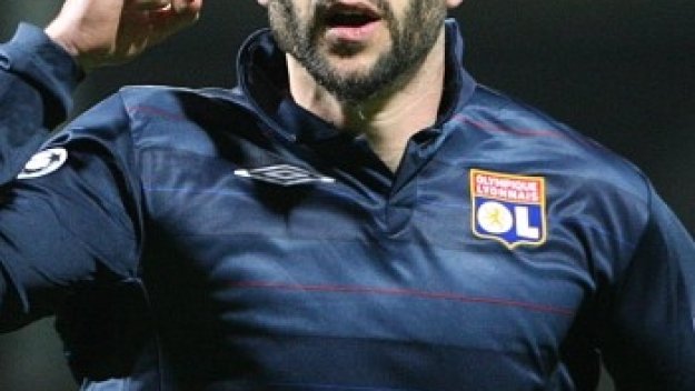 Лион удари Бордо с 3:1