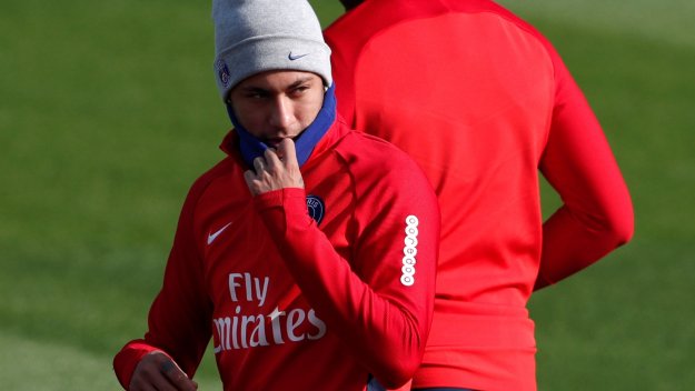 Неймар остана извън групата на ПСЖ