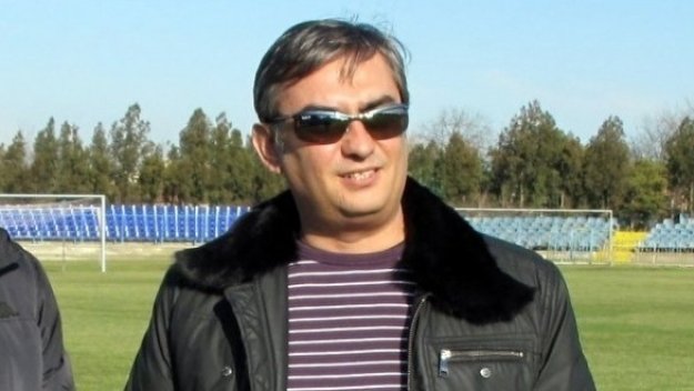 Боби Михайлов топи Цонко Цонев в УЕФА