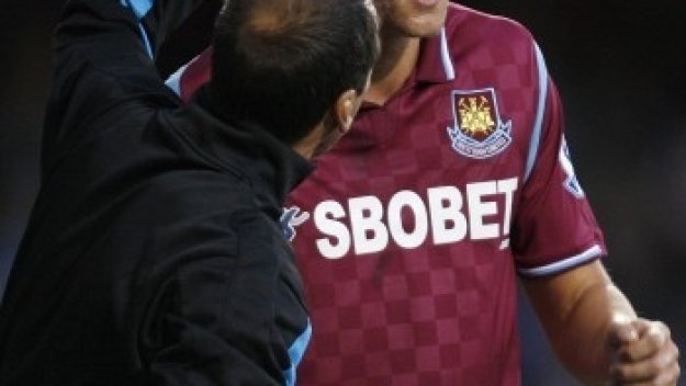 Уест Хем размаза Кардиф и се класира за финалния плейоф